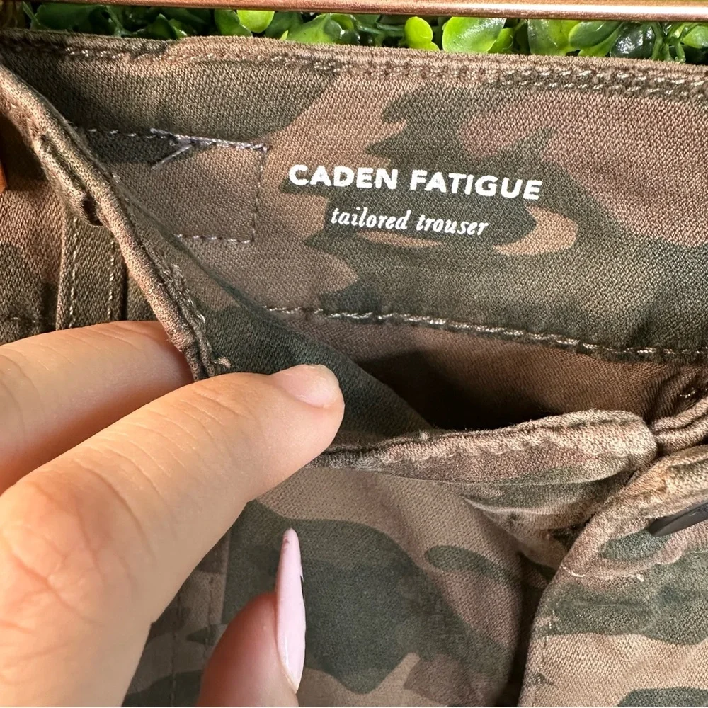 AG‎ Nwt Caden fatigue tailors trouser Camouflage